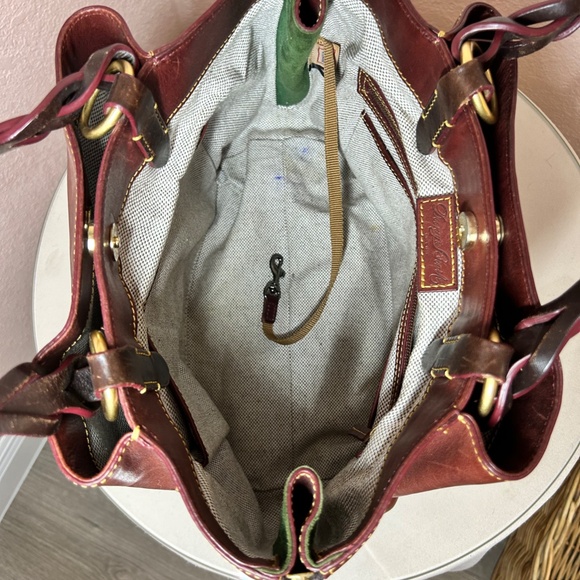 Dooney and Bourke Satchel, Barlow - Picture 10 of 13